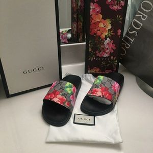 Gucci bloom sandals